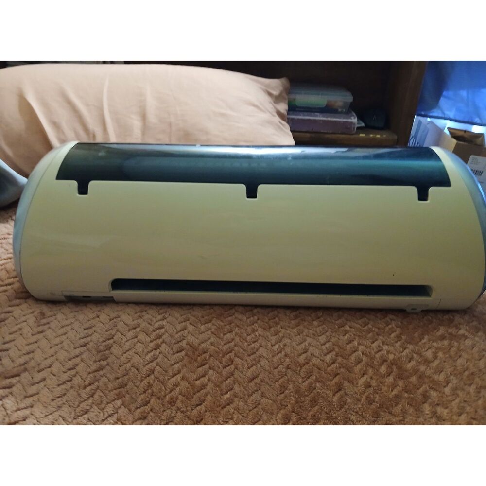 Cricut Expression CREX001 Personal Electronic Cutting Machine Provo Craft